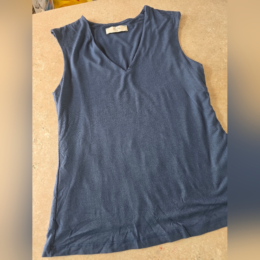 Azoe Women's Blue Sleeveless Top Sz M